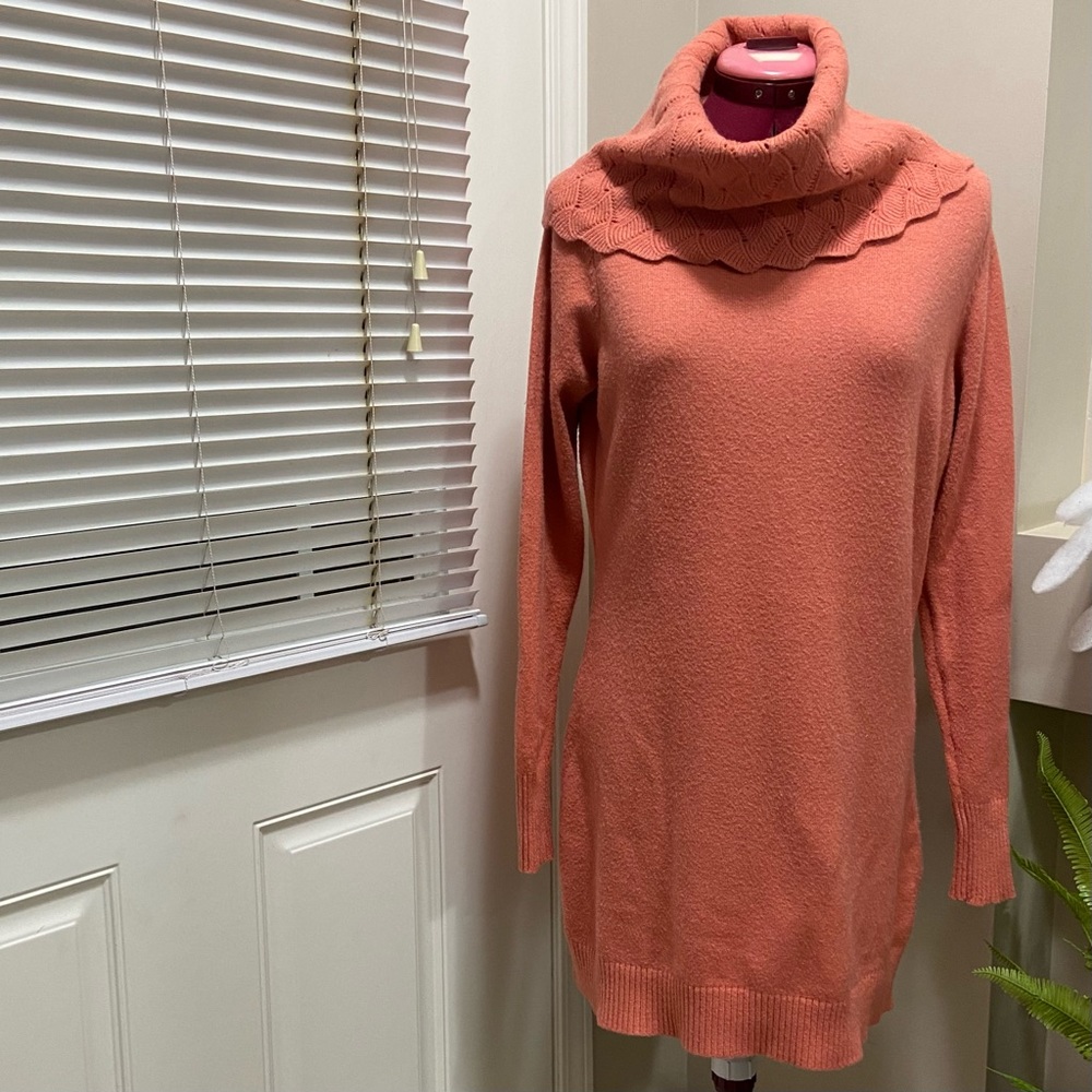 Elena Wang women orange wool blend long sleeve cowl neck sweater. Size S. Used.